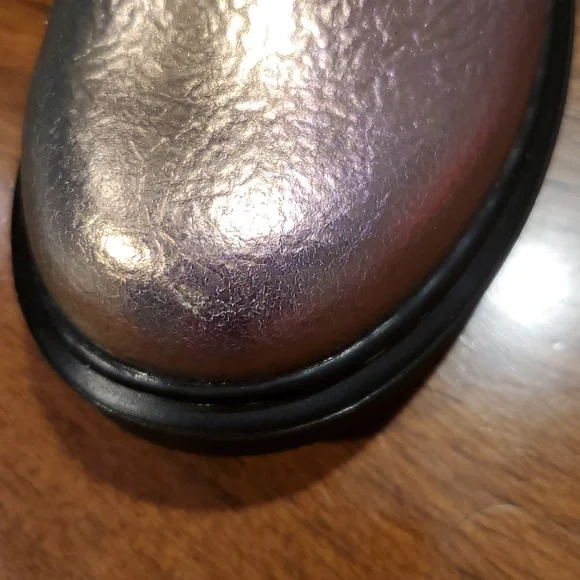 NWT Dr Martens Crinkle Leather Rainbow Holographic 1460J Boots - Picture 9 of 14